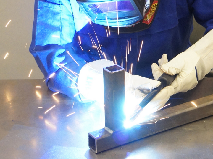 SAC-200: Intermediate MIG Welding with Project